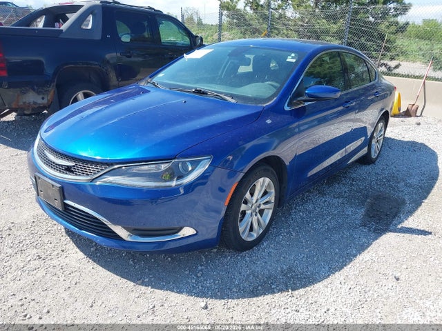 2015 Chrysler 200 Limited მანქანა იყიდება აუქციონზე, vin: 1C3CCCAB7FN646318, აუქციონის ნომერი: 45165069