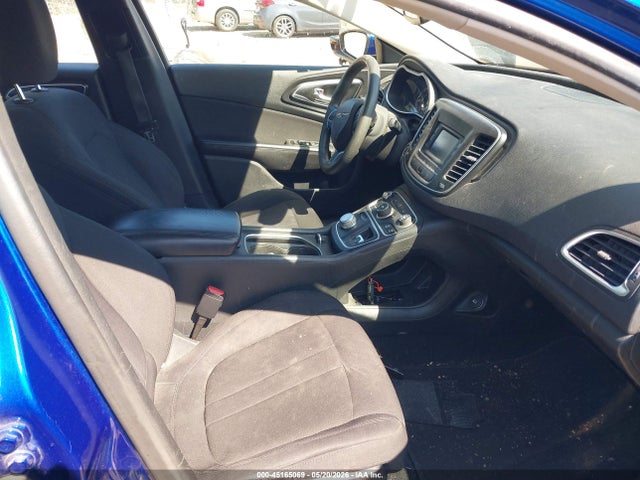 2015 Chrysler 200 Limited მანქანა იყიდება აუქციონზე, vin: 1C3CCCAB7FN646318, აუქციონის ნომერი: 45165069