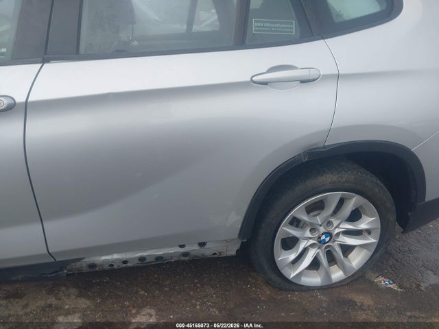 2015 Bmw X1 Xdrive28i მანქანა იყიდება აუქციონზე, vin: WBAVL1C55FVY24630, აუქციონის ნომერი: 45165073