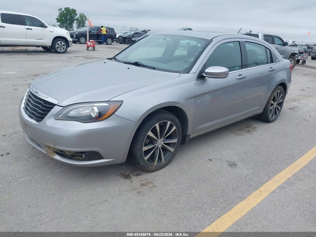 45165076 :رقم المزاد ، 1C3CCBBB2DN512788 vin ، 2013 Chrysler 200 Touring مزاد بيع