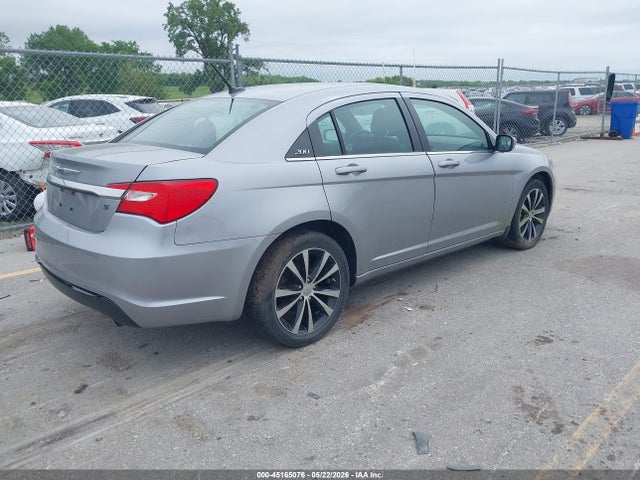 45165076 :رقم المزاد ، 1C3CCBBB2DN512788 vin ، 2013 Chrysler 200 Touring مزاد بيع