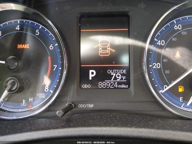 Toyota COROLLA LE 2018 2T1BURHE7JC091440 Image 15