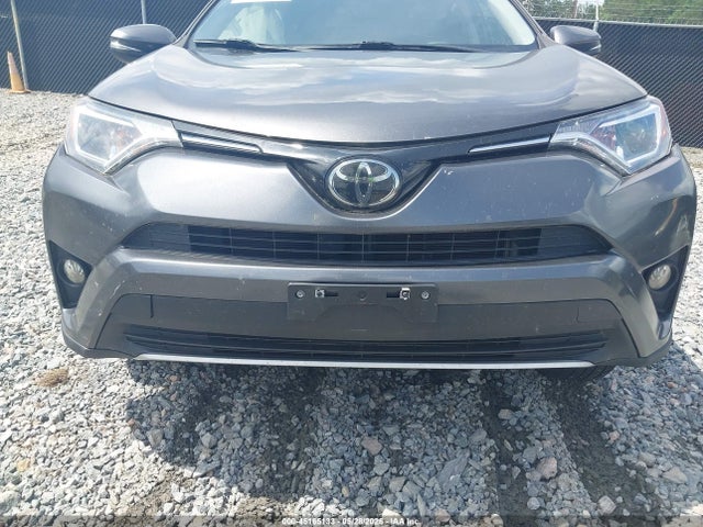 45165133 :رقم المزاد ، JTMRFREV1HJ712229 vin ، 2017 Toyota Rav4 Xle مزاد بيع