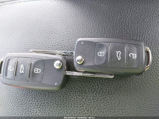 2014 Volkswagen Jetta 1.8t Se მანქანა იყიდება აუქციონზე, vin: 3VWD17AJ0EM393076, აუქციონის ნომერი: 45165183
