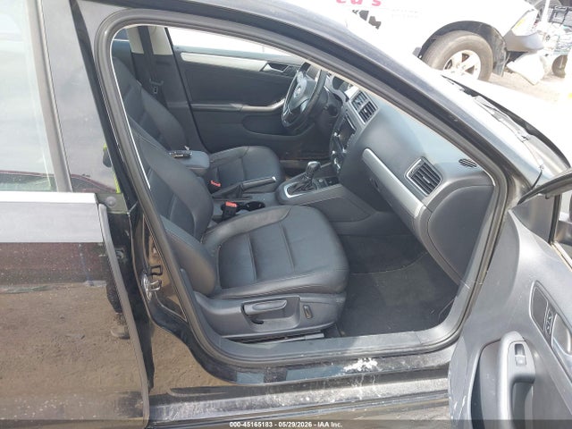 3VWD17AJ0EM393076 Volkswagen Jetta 1.8t Se