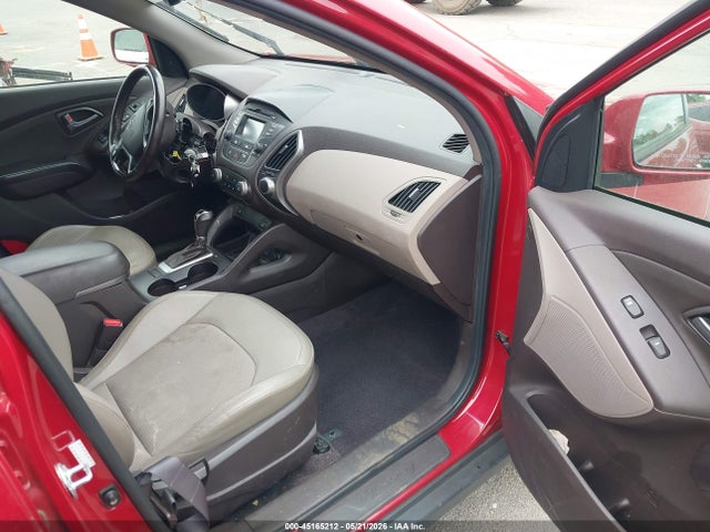 Продаж на аукціоні авто 2015 Hyundai Tucson Se, vin: KM8JUCAG5FU077076, номер лоту: 45165212