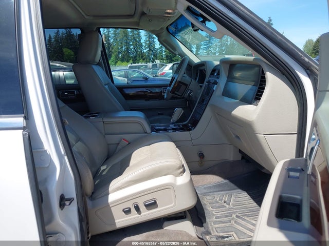 Продаж на аукціоні авто 2014 Lincoln Navigator, vin: 5LMJJ2J56EEL04606, номер лоту: 45165347