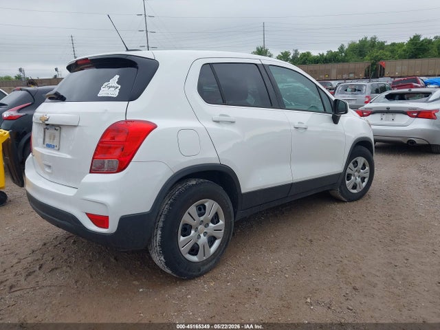 Chevrolet TRAX LS 2017 3GNCJKSB8HL141456 Image 4