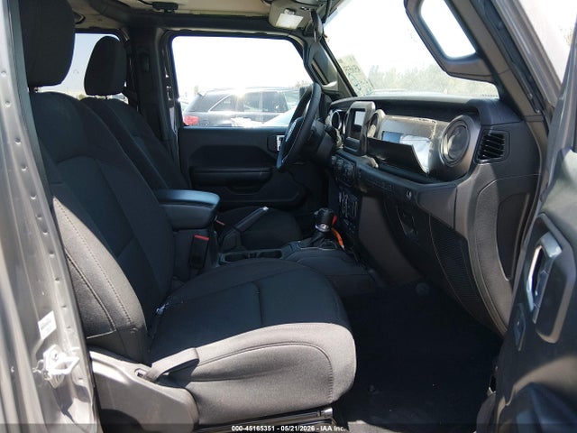 1C4HJXDG8PW679247 Jeep Wrangler 4-door Sport Altitude 4x4