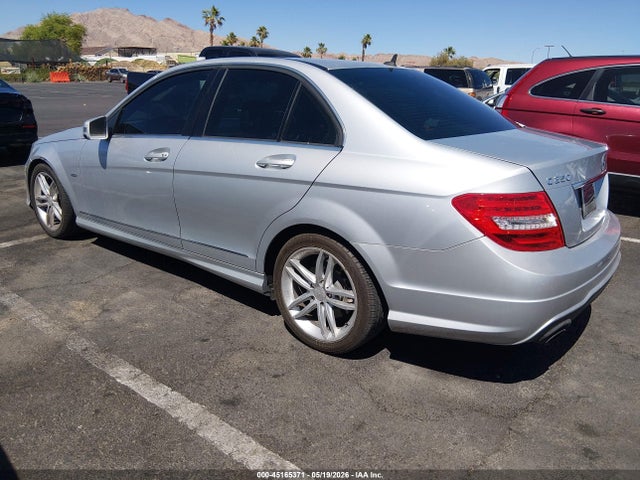 Продаж на аукціоні авто 2012 Mercedes-benz C 250 Sport, vin: WDDGF4HB2CR210972, номер лоту: 45165371