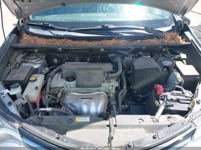 Toyota RAV4 LE 2018 2T3ZFREV1JW426002 Image 10