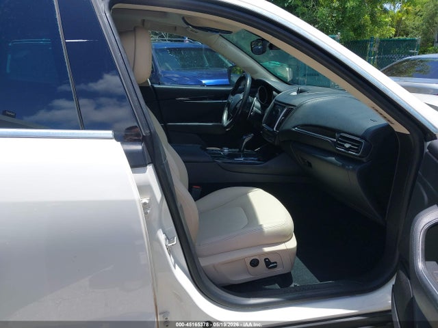 2020 Maserati Levante S მანქანა იყიდება აუქციონზე, vin: ZN661YUA9LX344851, აუქციონის ნომერი: 45165378