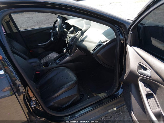 1FADP3N26EL415893 Ford Focus Titanium