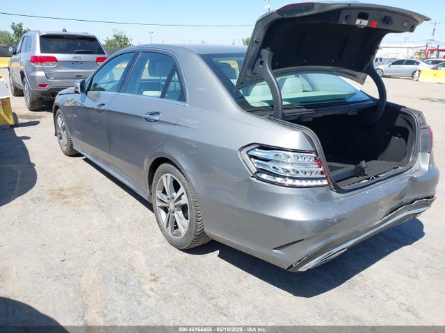 45165450 :رقم المزاد ، WDDHF5KB6FB117405 vin ، 2015 Mercedes-benz E 350 مزاد بيع