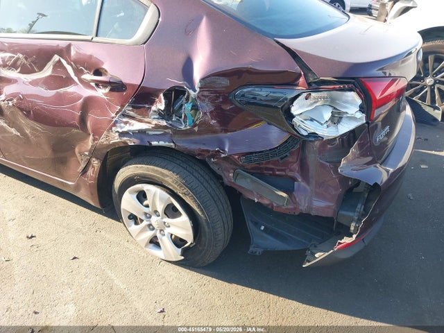 Aukcja sprzedaży 2017 Kia Forte Lx, vin: 3KPFK4A75HE022053, numer aukcji: 45165479