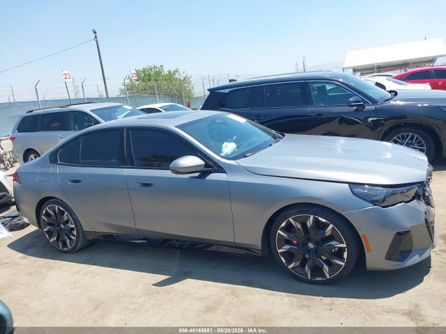 BMW 530I 2026 WBA43FJ04TCV42597 Image 13