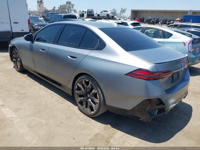 BMW 530I 2026 WBA43FJ04TCV42597 Image 3