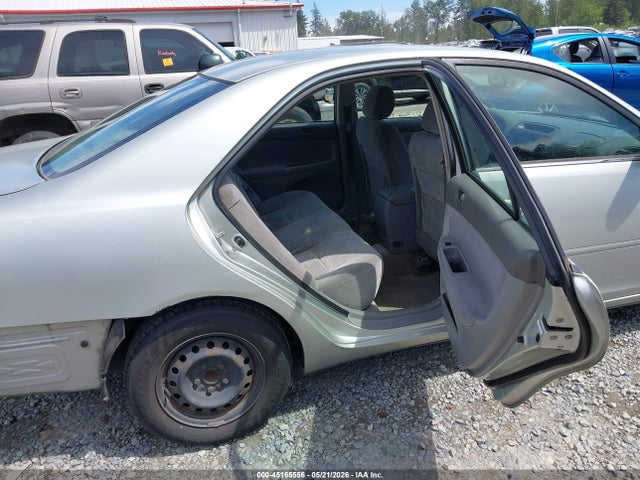 45165556 :رقم المزاد ، JTDBE32K340266337 vin ، 2004 Toyota Camry Le مزاد بيع
