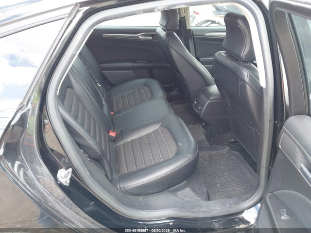3FA6P0HD8HR310153 Ford FUSION SE
