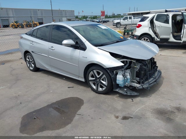 Toyota Prius Four Touring 2016 JTDKARFU6G3511628 головне зображення