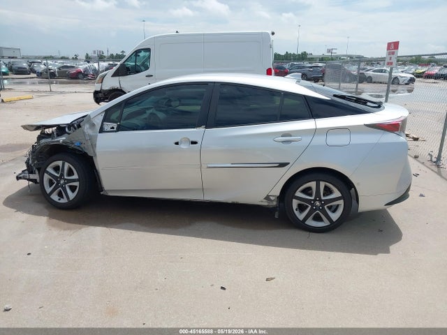 Toyota Prius Four Touring 2016 JTDKARFU6G3511628 Image 15