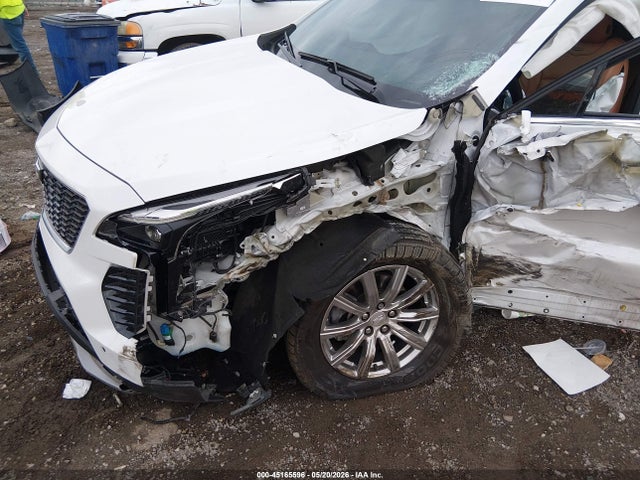 Продажа на аукционе авто 2020 Cadillac Xt4 Awd Premium Luxury, vin: 1GYFZDR49LF027660, номер лота: 45165596