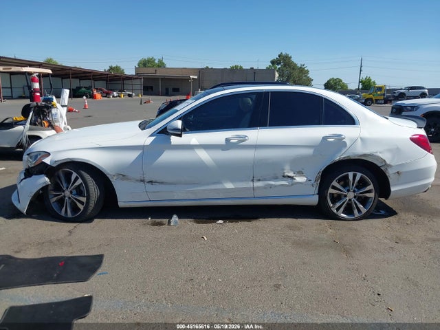 55SWF4JB3GU158861 Mercedes-Benz C 300