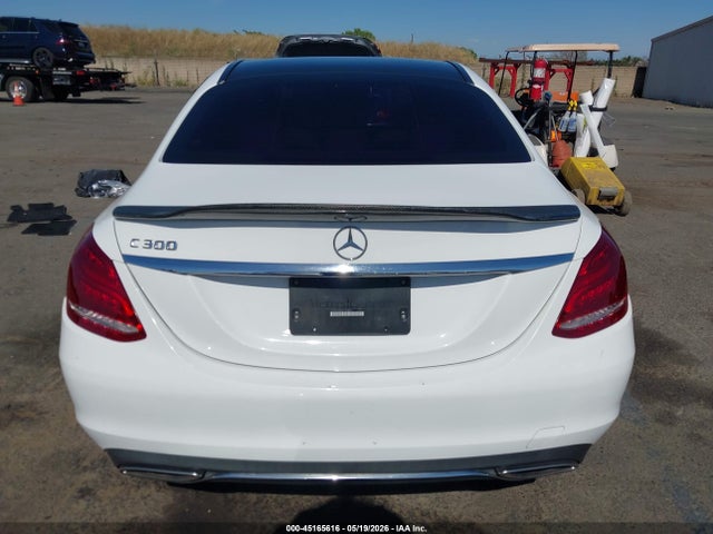 55SWF4JB3GU158861 Mercedes-Benz C 300