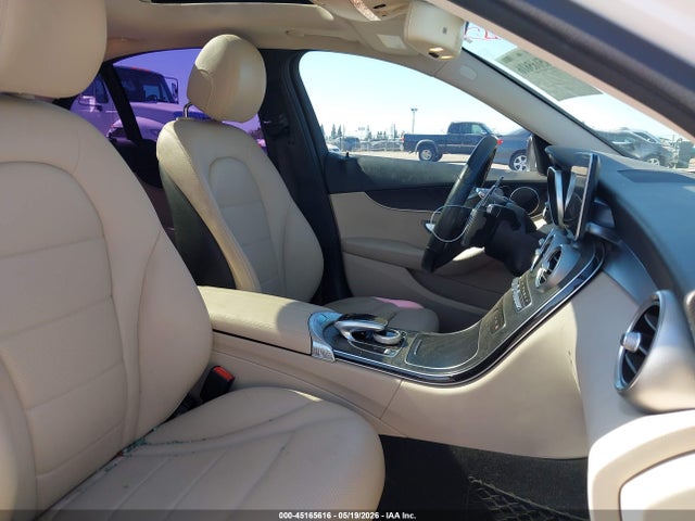 55SWF4JB3GU158861 Mercedes-Benz C 300