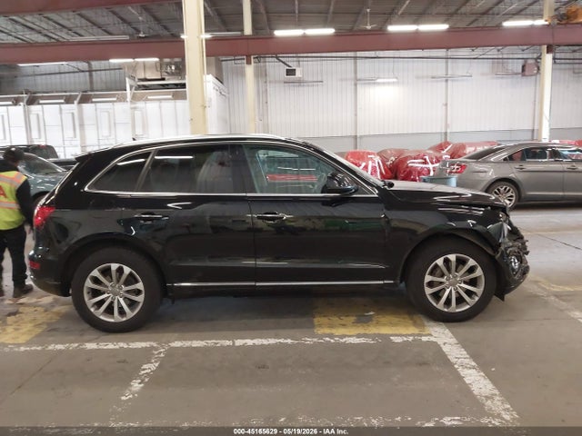 WA1LFAFP2FA082378 Audi Q5 2.0t Premium