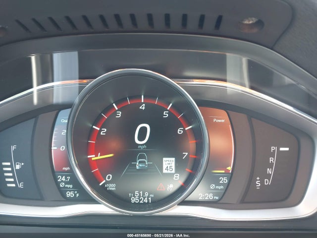 2015 Volvo S60 T5 Platinum მანქანა იყიდება აუქციონზე, vin: YV140MFM2F1344669, აუქციონის ნომერი: 45165690