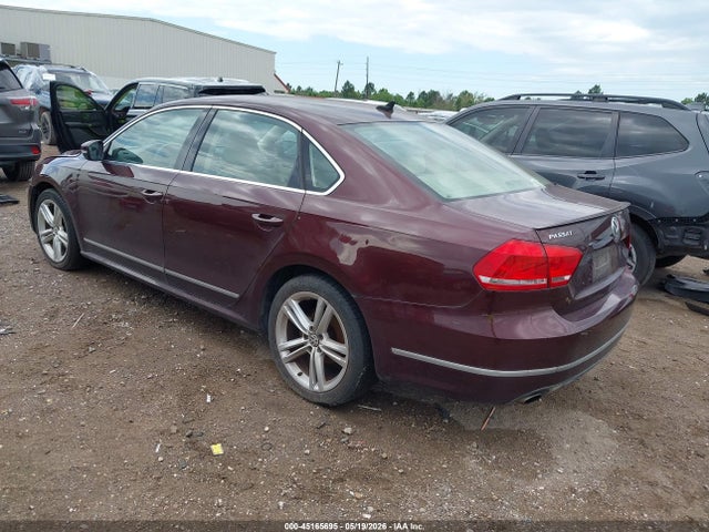 Продаж на аукціоні авто 2014 Volkswagen Passat 1.8t Sel Premium, vin: 1VWCT7A34EC025136, номер лоту: 45165695