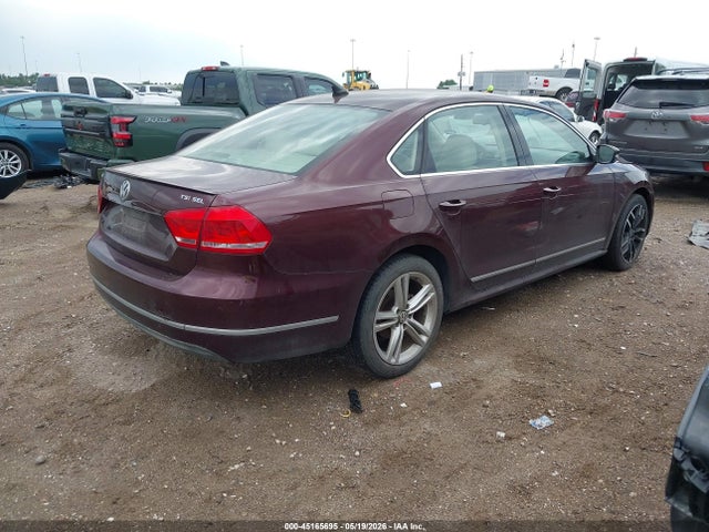 Продаж на аукціоні авто 2014 Volkswagen Passat 1.8t Sel Premium, vin: 1VWCT7A34EC025136, номер лоту: 45165695