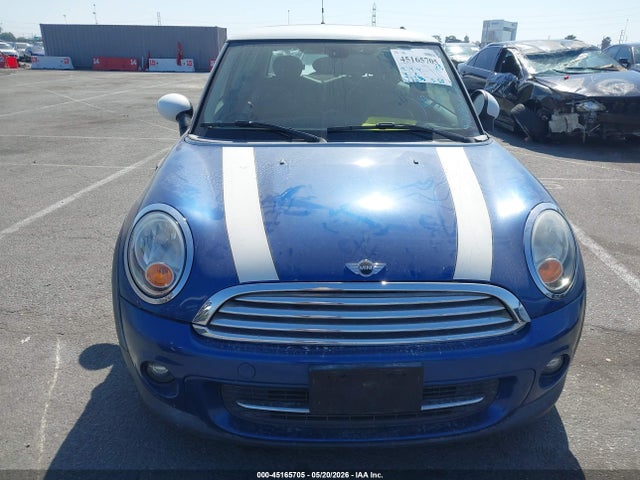 2013 Mini Hardtop Cooper მანქანა იყიდება აუქციონზე, vin: WMWSU3C57DT685735, აუქციონის ნომერი: 45165705