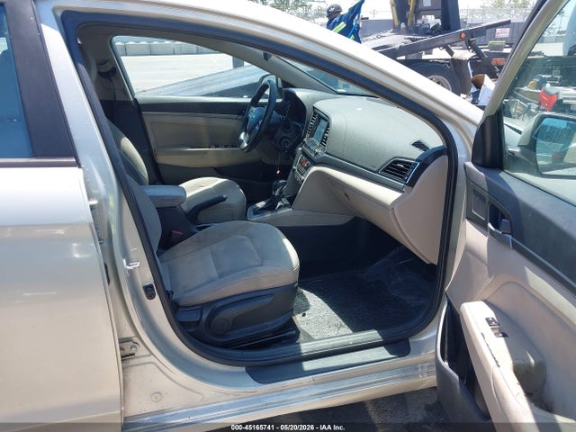 Продаж на аукціоні авто 2018 Hyundai Elantra Sel, vin: 5NPD84LF6JH213637, номер лоту: 45165741