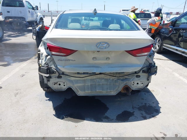 Продаж на аукціоні авто 2018 Hyundai Elantra Sel, vin: 5NPD84LF6JH213637, номер лоту: 45165741