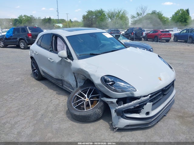 WP1AA2A5XSLB02154 auction archive image