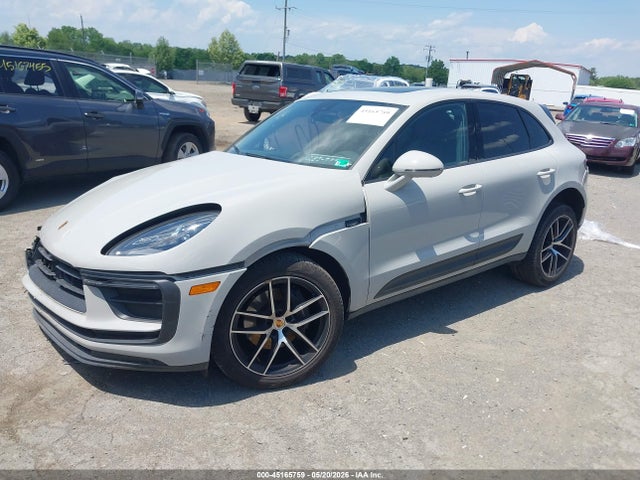 WP1AA2A5XSLB02154 Porsche Macan T
