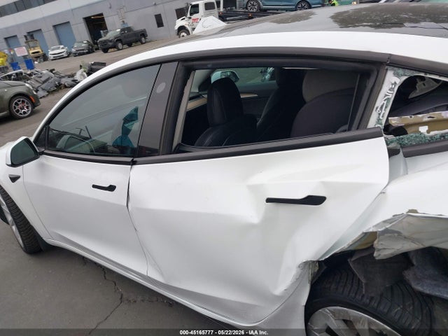 Tesla Model 3 Long Range 2021 5YJ3E1EB2MF070833 Image 14
