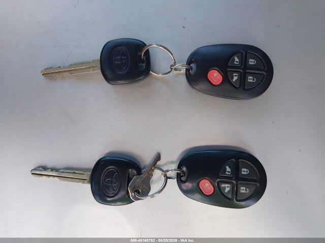 Toyota SIENNA LE 2018 5TDKZ3DC4JS901875 Image 11