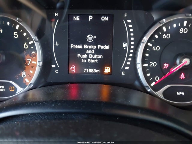 2017 Jeep Renegade Sport 4x4 მანქანა იყიდება აუქციონზე, vin: ZACCJBAB0HPF94018, აუქციონის ნომერი: 45165837