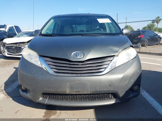 45165850 :رقم المزاد ، 5TDYK3DC5DS349533 vin ، 2013 Toyota Sienna Xle V6 8 Passenger مزاد بيع