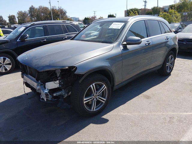 Mercedes-Benz GLC 300 2020 WDC0G8DB9LF749364 Image 2