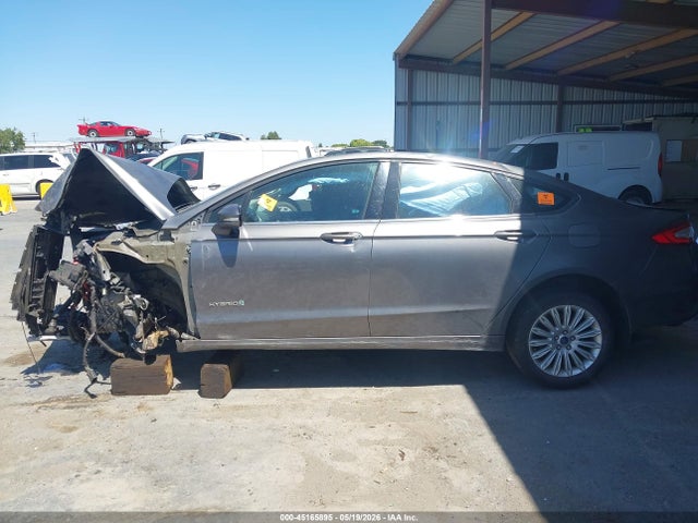 Продаж на аукціоні авто 2013 Ford Fusion Hybrid Se, vin: 3FA6P0LU7DR149652, номер лоту: 45165895