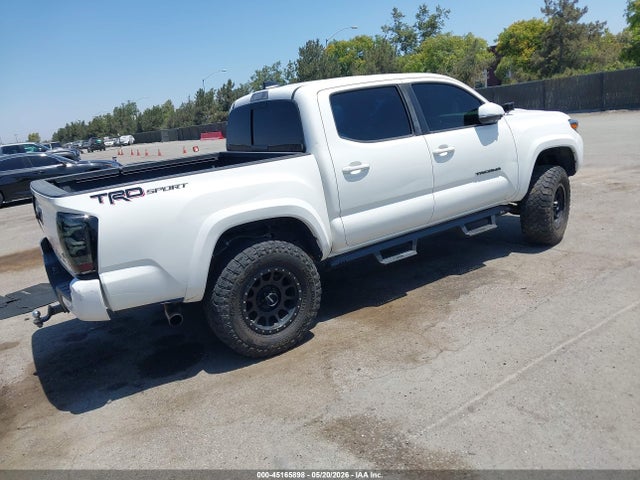 2021 Toyota Tacoma Trd Sport მანქანა იყიდება აუქციონზე, vin: 3TMAZ5CN7MM141147, აუქციონის ნომერი: 45165898