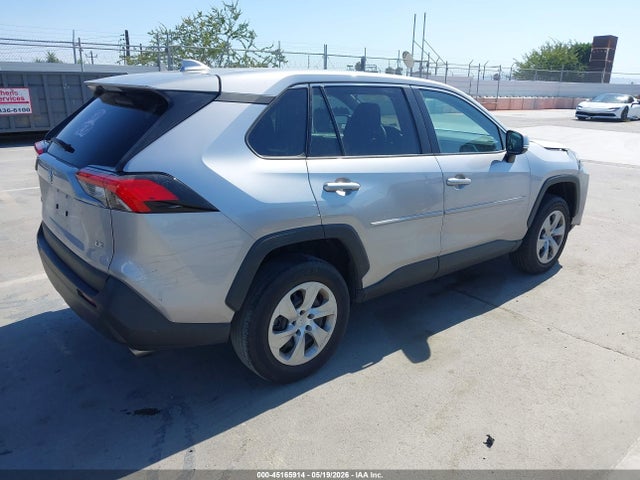 2T3K1RFVXPC225336 Toyota RAV4 LE