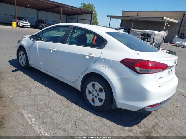 2018 Kia Forte Lx მანქანა იყიდება აუქციონზე, vin: 3KPFK4A7XJE256534, აუქციონის ნომერი: 45165922