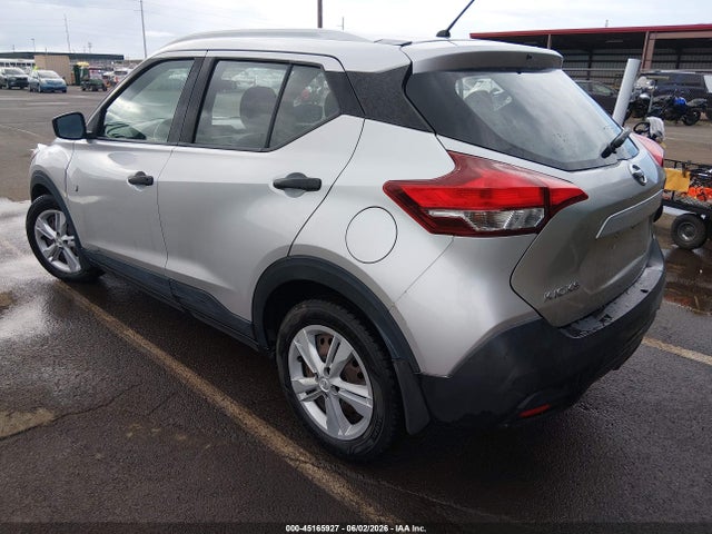 Nissan KICKS S 2018 3N1CP5CU4JL536039 Image 3