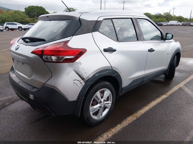 Nissan KICKS S 2018 3N1CP5CU4JL536039 Image 4