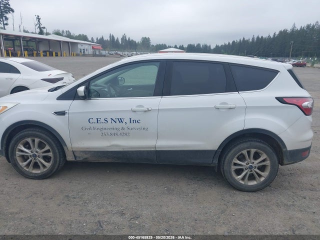 Ford ESCAPE SE 2017 1FMCU9GD4HUD66686 Image 14